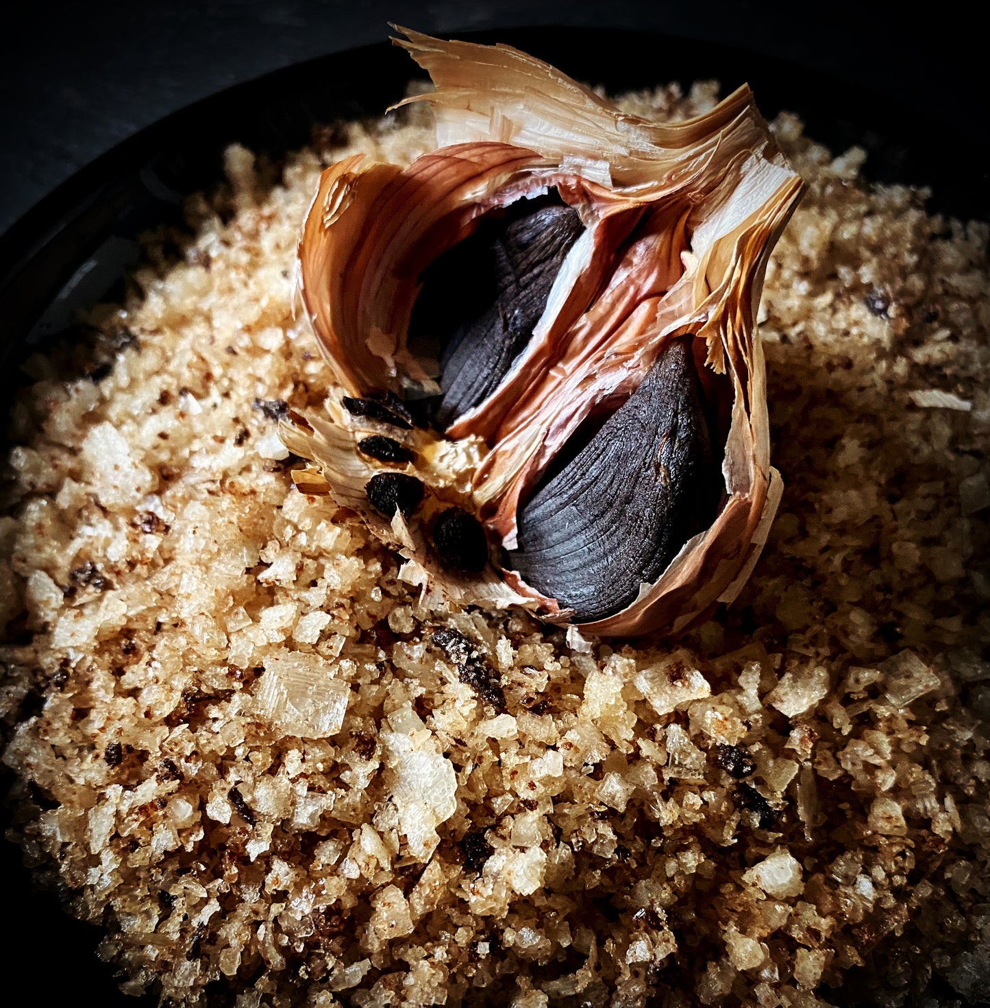 Whisky Smoked Salt 12x80g - Black Garlic